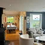Modern With Panoramic Views In Aukland Дом отдыха