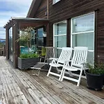 Дом отдыха Modern With Panoramic Views In Aukland *