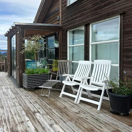 Feriehus Modern With Panoramic Views In Aukland *