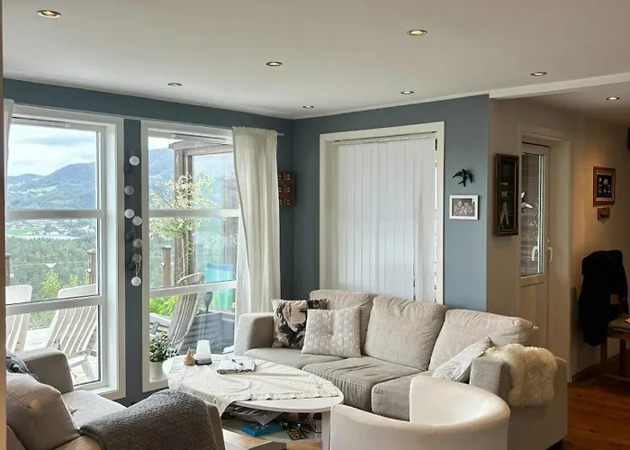 Modern With Panoramic Views In Aukland בית נופש Jelsa
