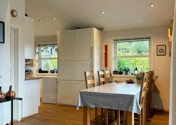 בית נופש Modern With Panoramic Views In Aukland